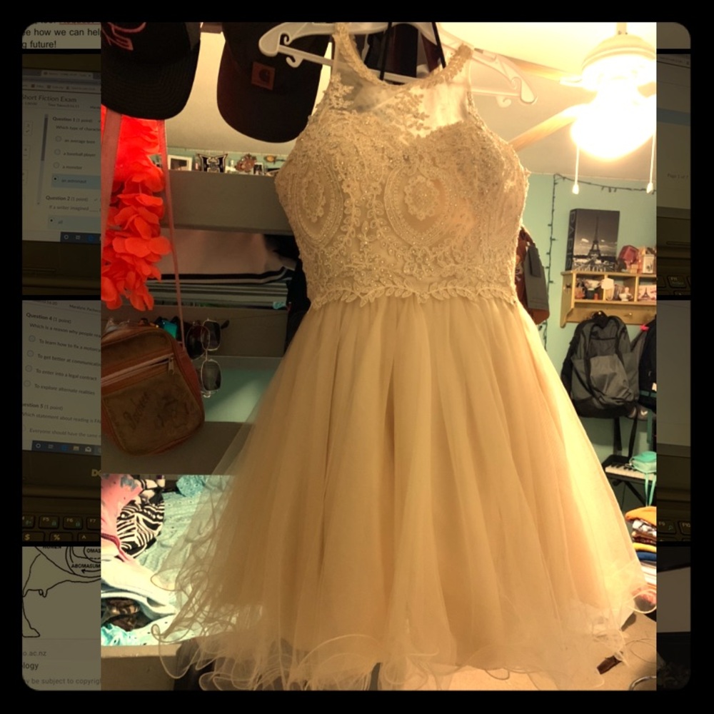 Cute hoco/ dama dress